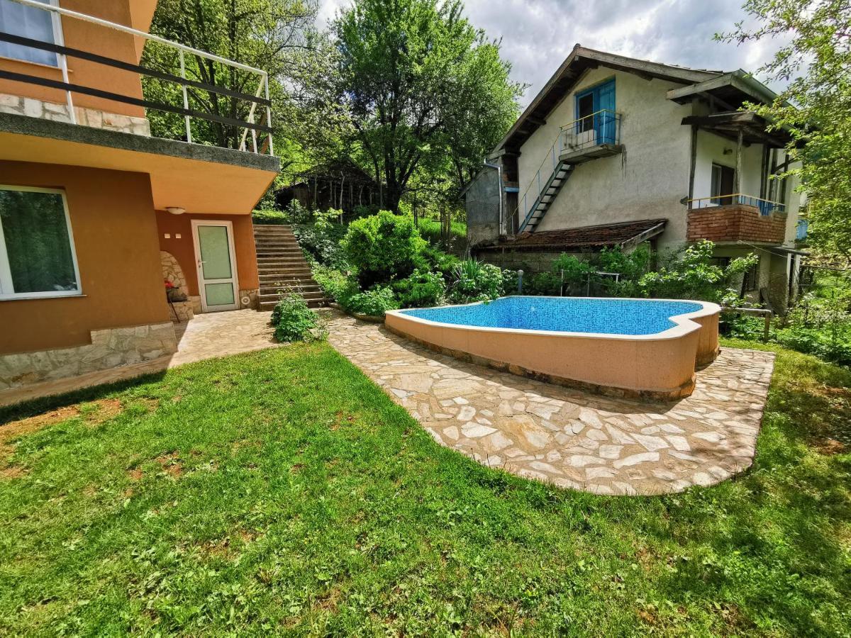 Villa Aqua Pravets Buitenkant foto